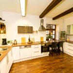 Ferienwohnung Altes Forsthaus - Eine Große helle Küche